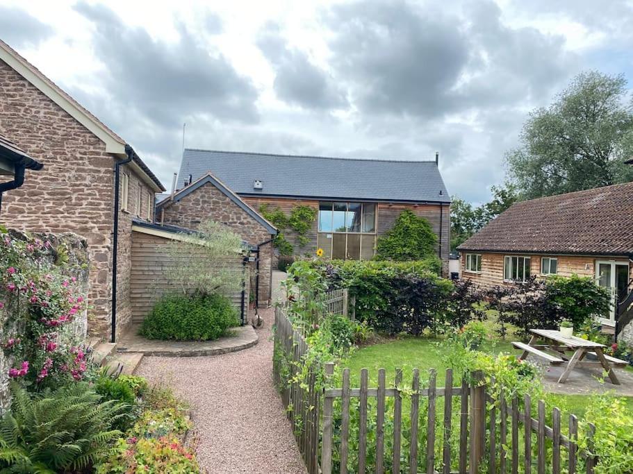 Cosy Cottage On Banks Of River Wye Foy 외부 사진