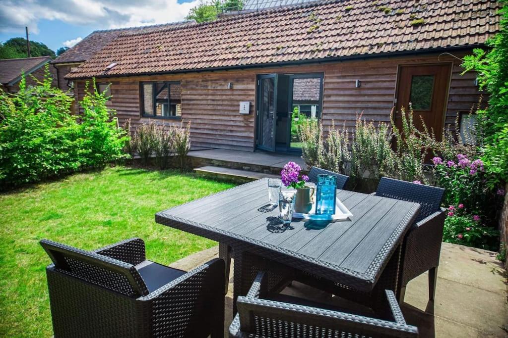 Cosy Cottage On Banks Of River Wye Foy 외부 사진